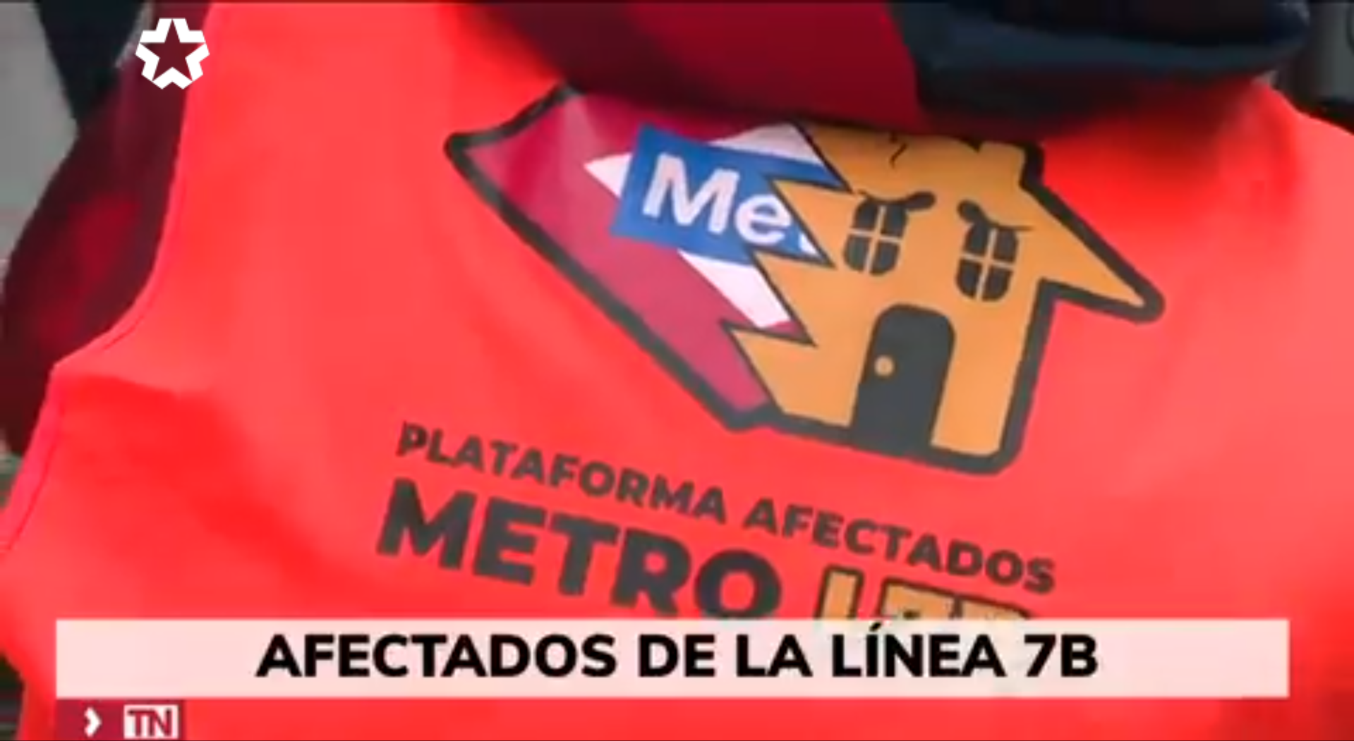 Vecinos de San Fernando protestan por los desalojos causados por las obras de la línea 7B de metro